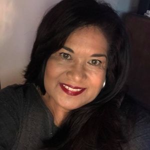 Meet your Posher, Connie